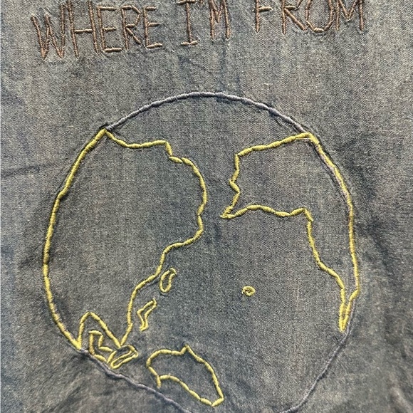 Men’s Levi's One Pocket Chambray Button Shirt Blue Llama Where I'm From Size L - Picture 3 of 8